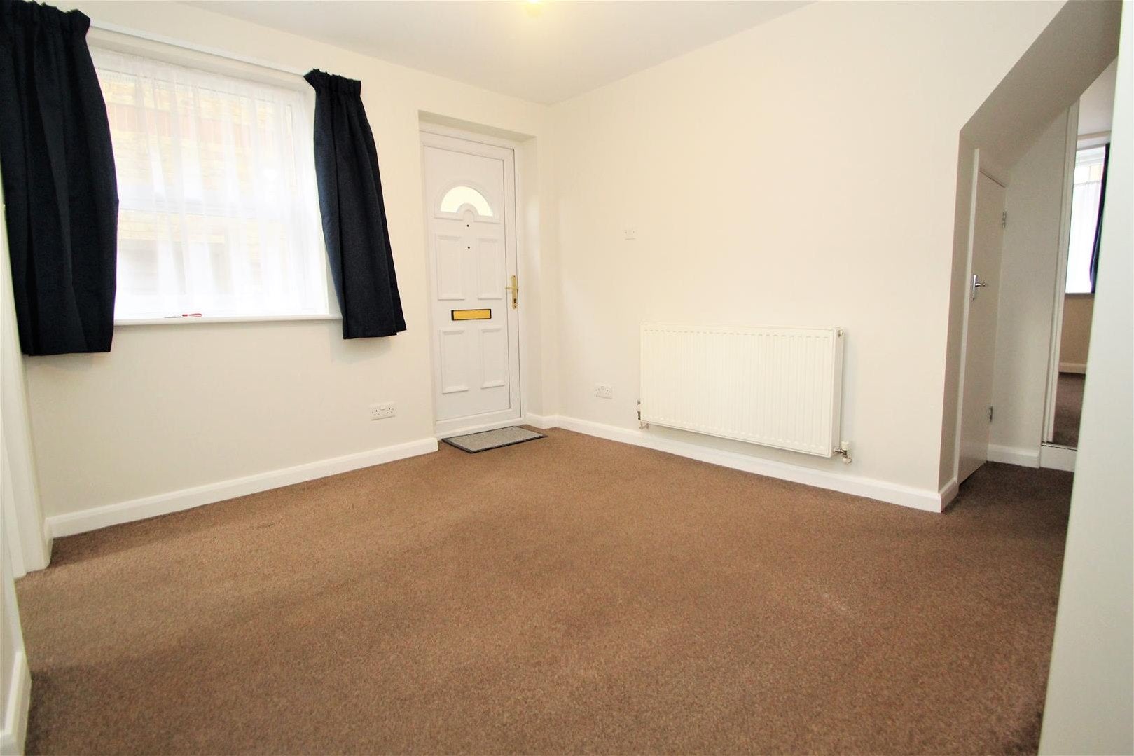 Flat Totteridge Road in High Wycombe