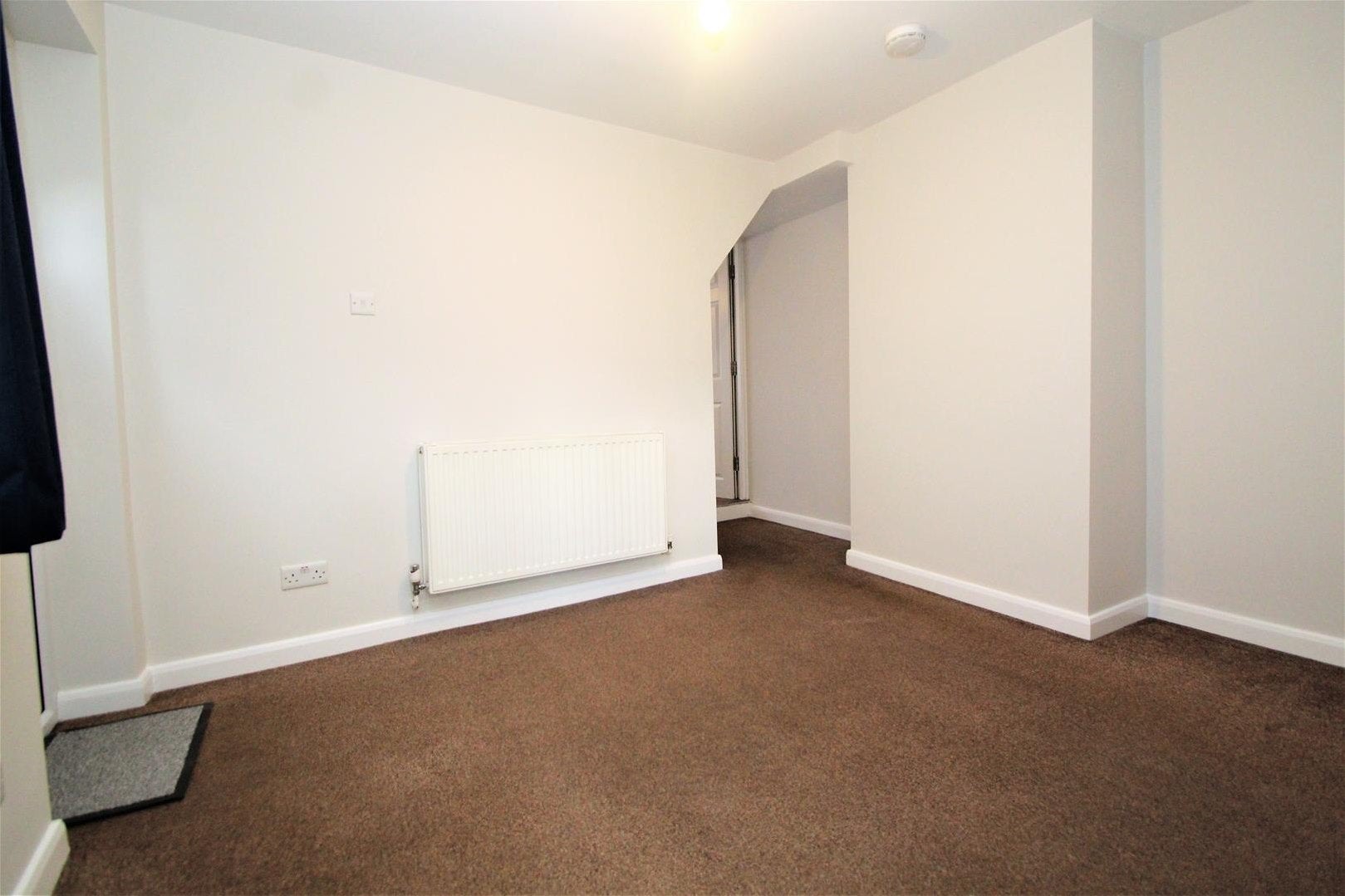 Flat Totteridge Road in High Wycombe