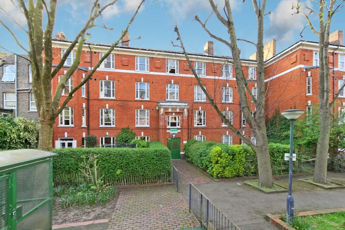 Flat Highbury Grange in Greater London
