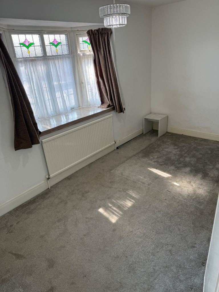 House Upney Lane in Greater London