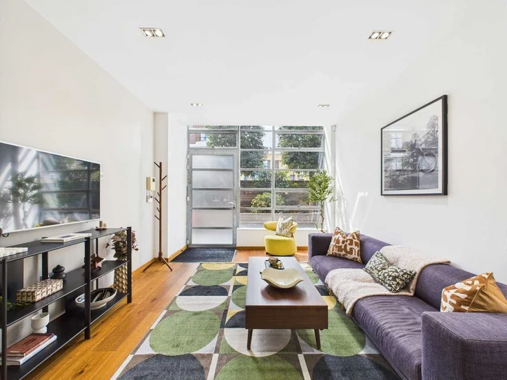 Flat Bayham Street in Greater London