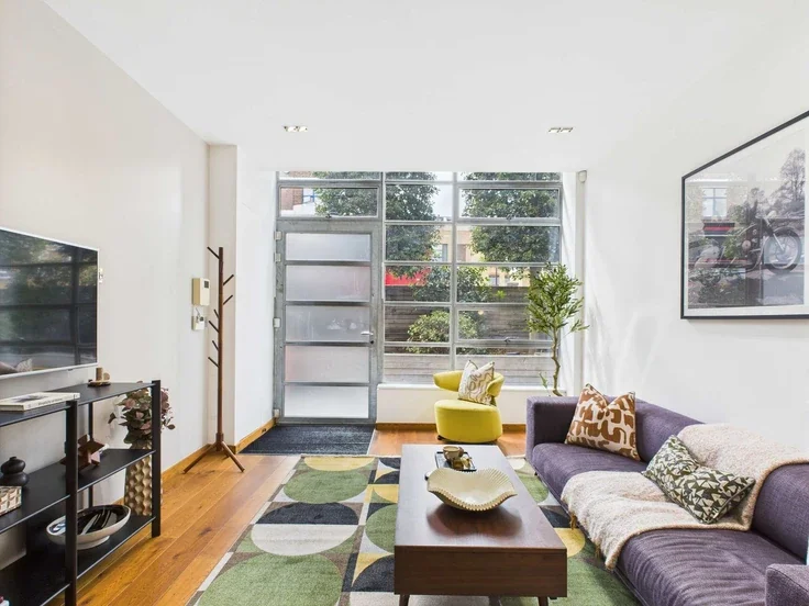 Flat Bayham Street in Greater London