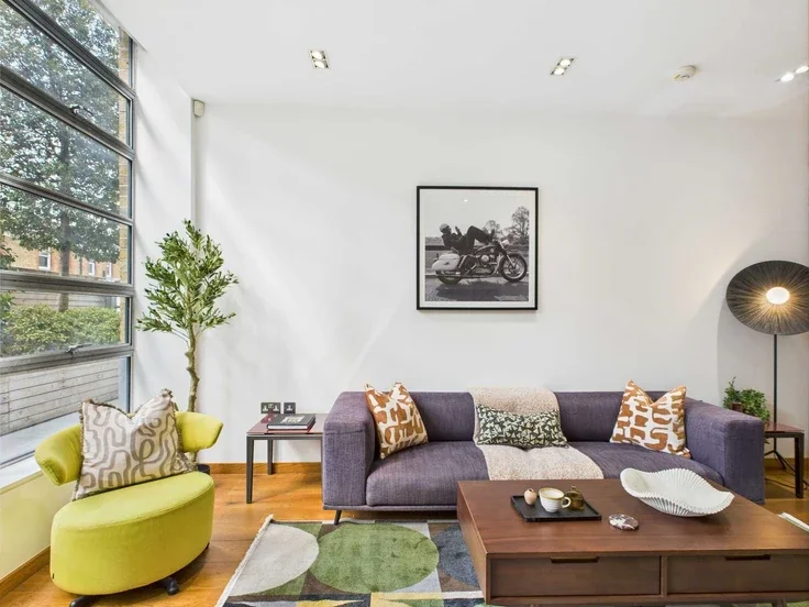 Flat Bayham Street in Greater London