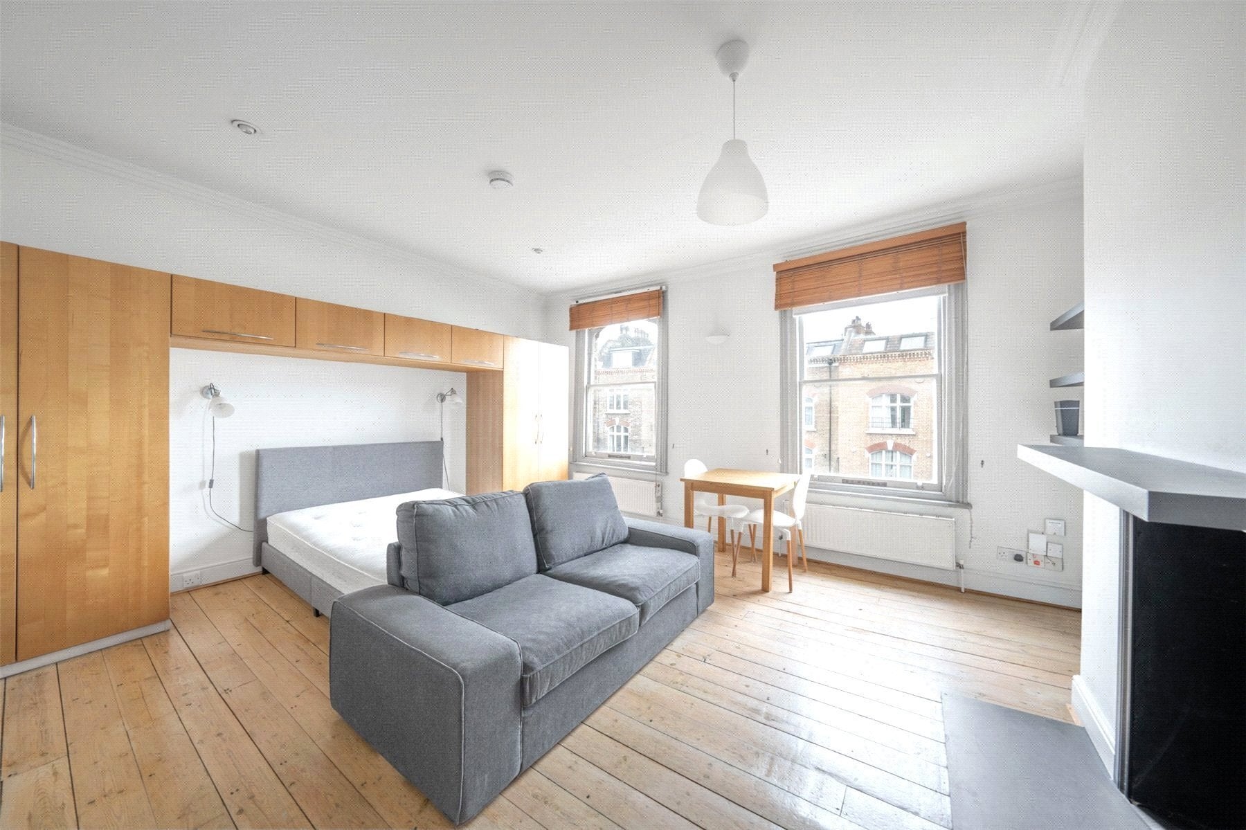 Flat Regent's Park Road in Greater London