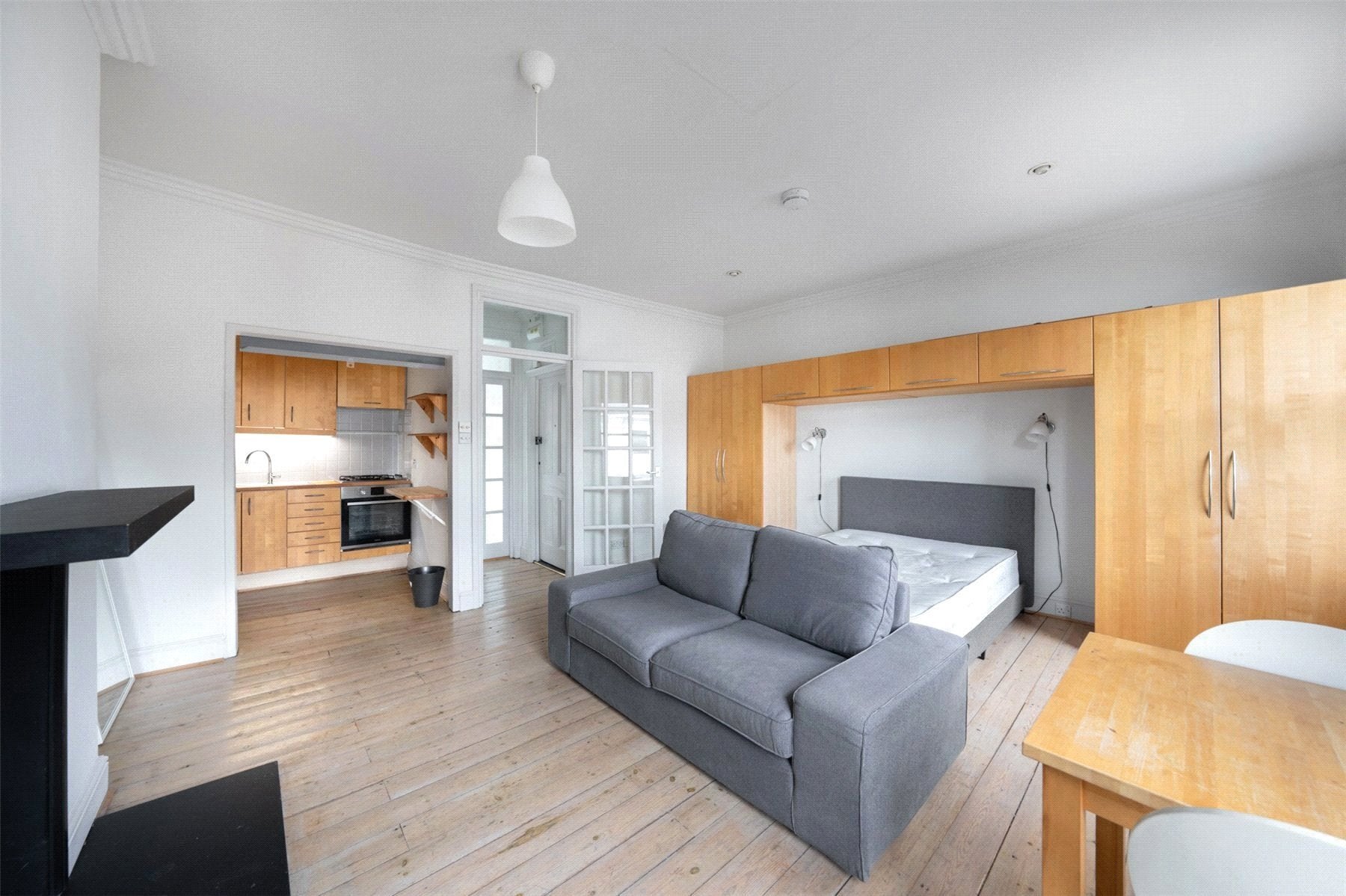Flat Regent's Park Road in Greater London