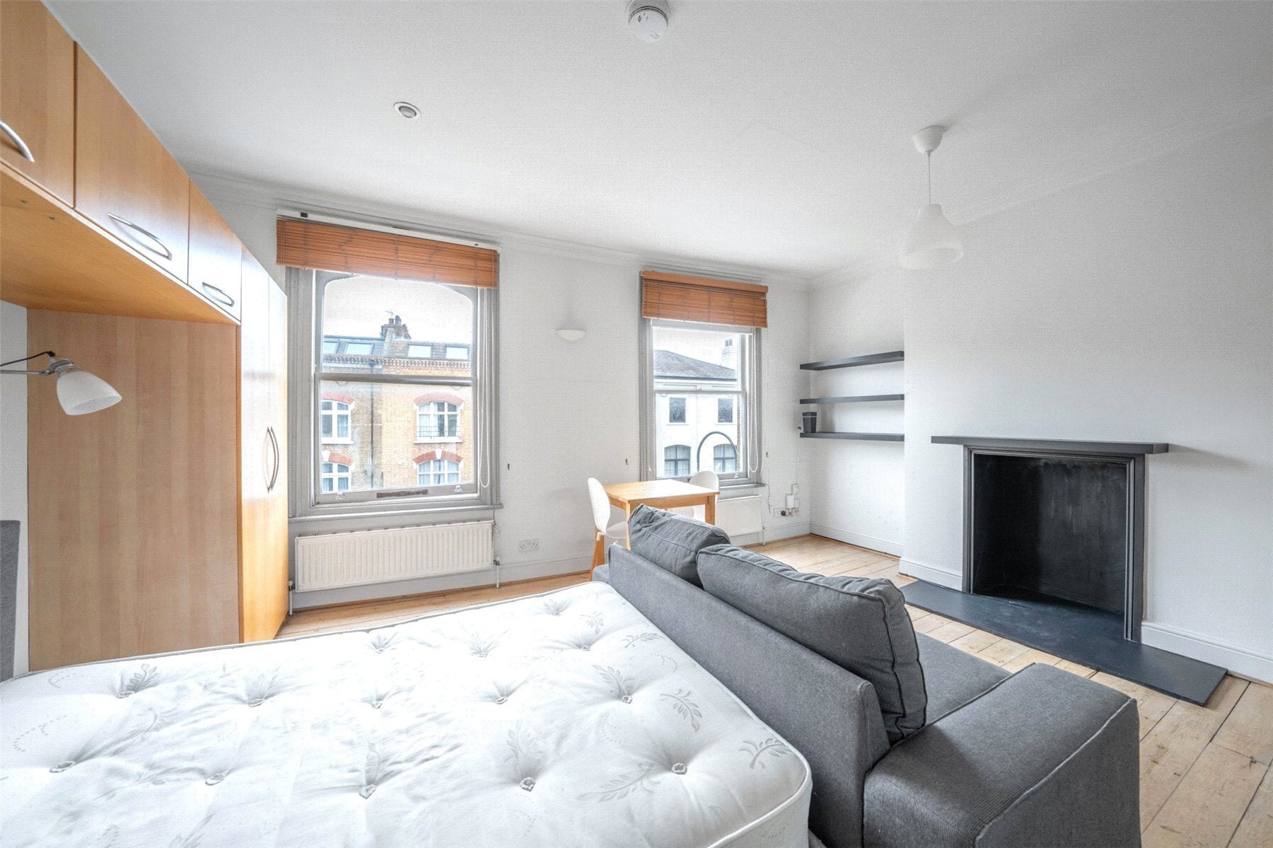 Flat Regent's Park Road in Greater London