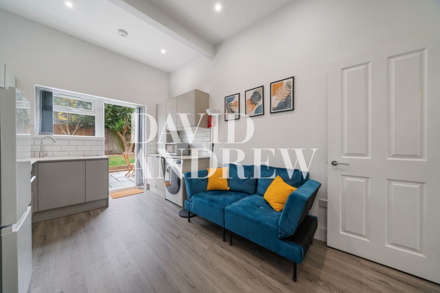 Flat Marlborough Road in Greater London