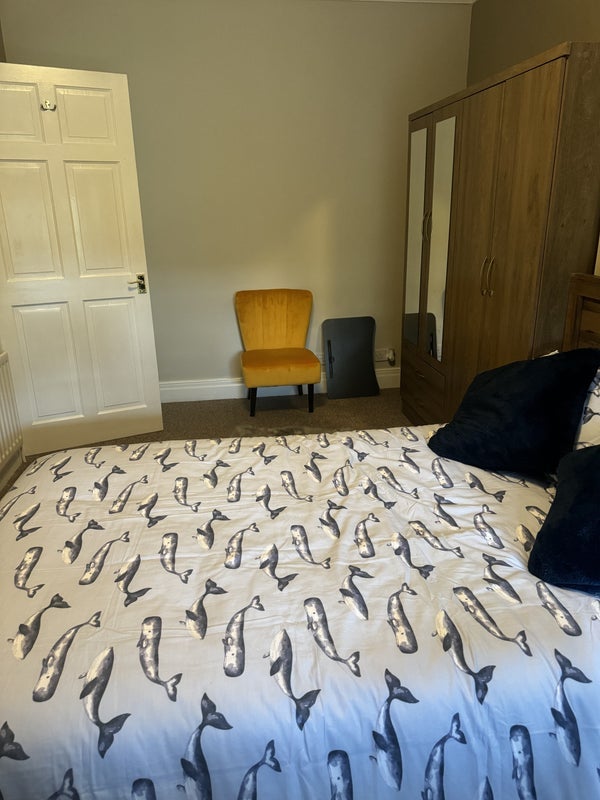 Room Shields Road in Newcastle upon Tyne