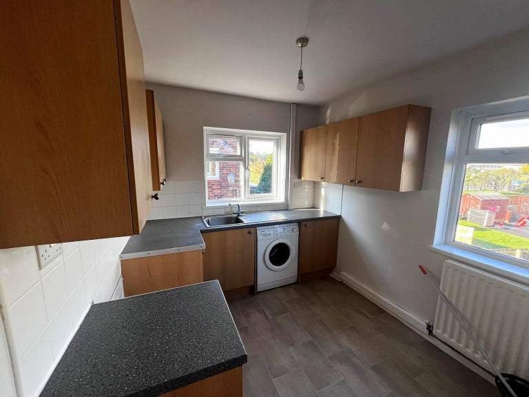 Flat Fallow Park Avenue in Newsham