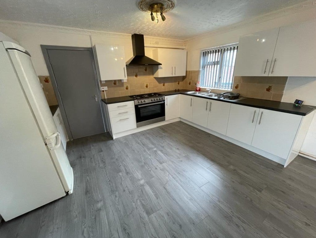 Room Holbrook Lane in Coventry