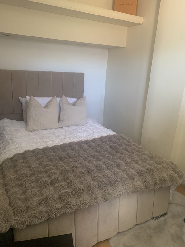 Room Plantagenet Park in Warwick