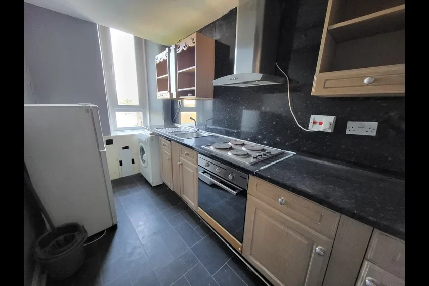 Flat Maxwellton Street in Paisley
