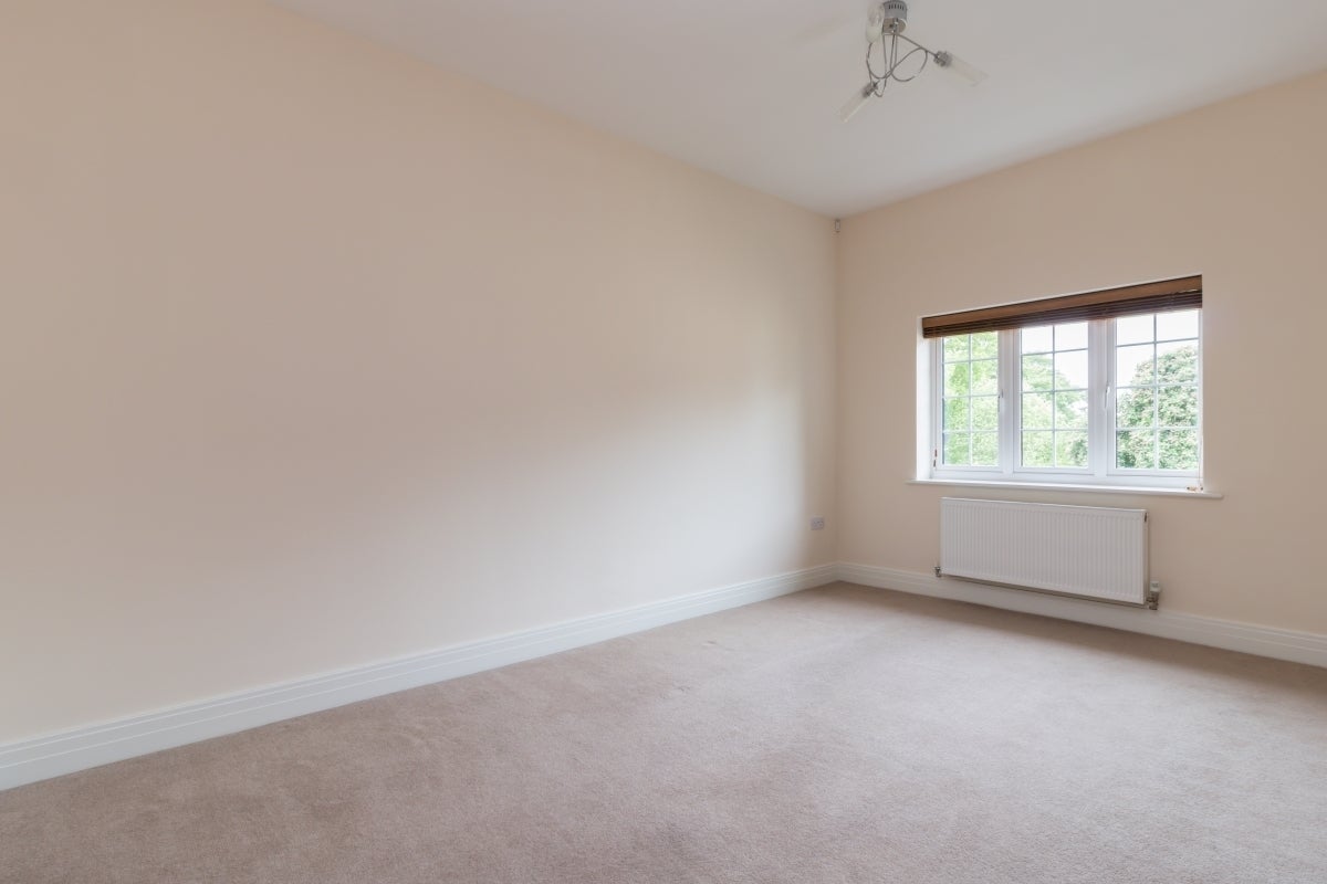 Flat Greenhill in Cherwell District