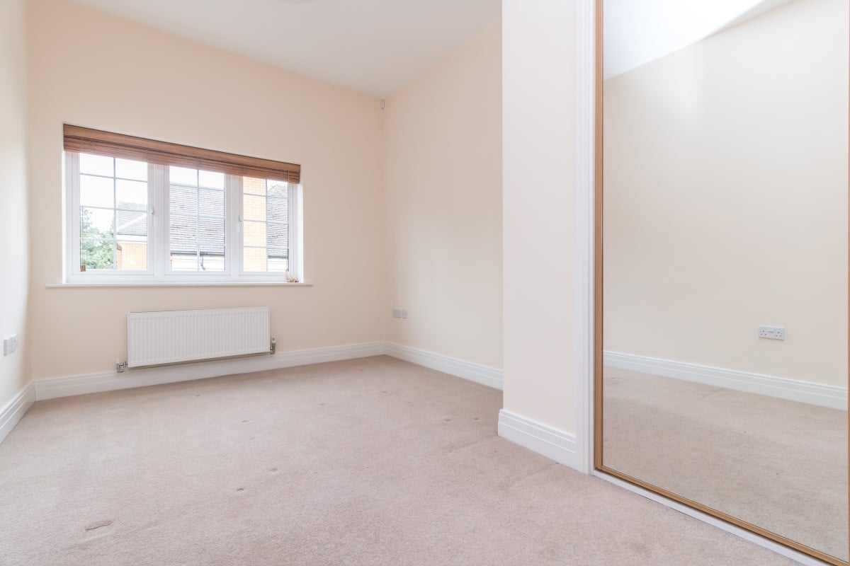 Flat Greenhill in Cherwell District