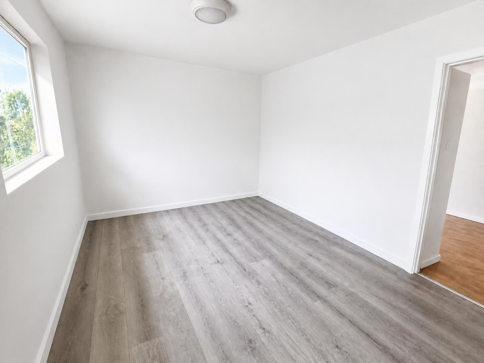 House Jordans Close in Greater London