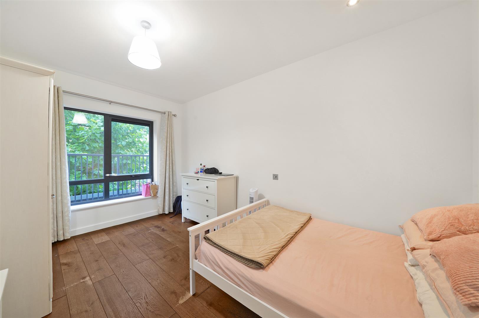 Flat Blair Street in Greater London