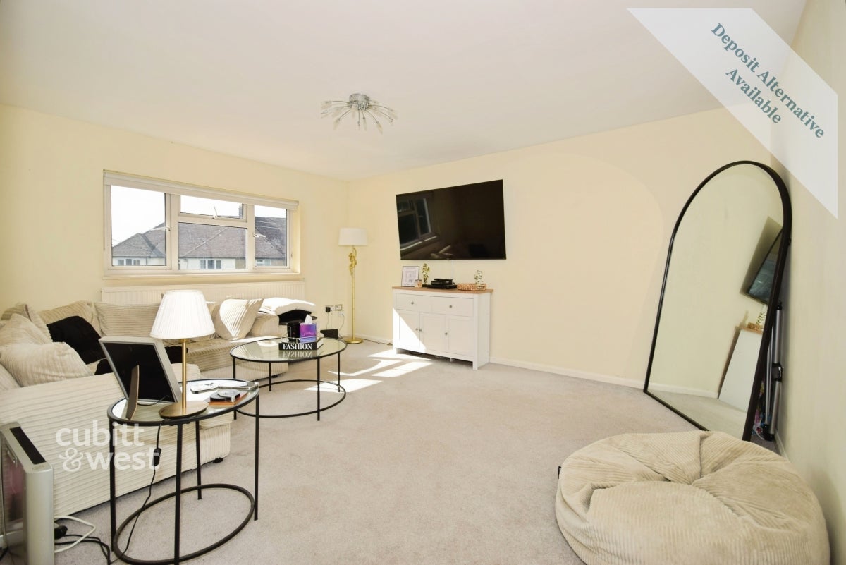 Flat Jupiter Court in Portsmouth