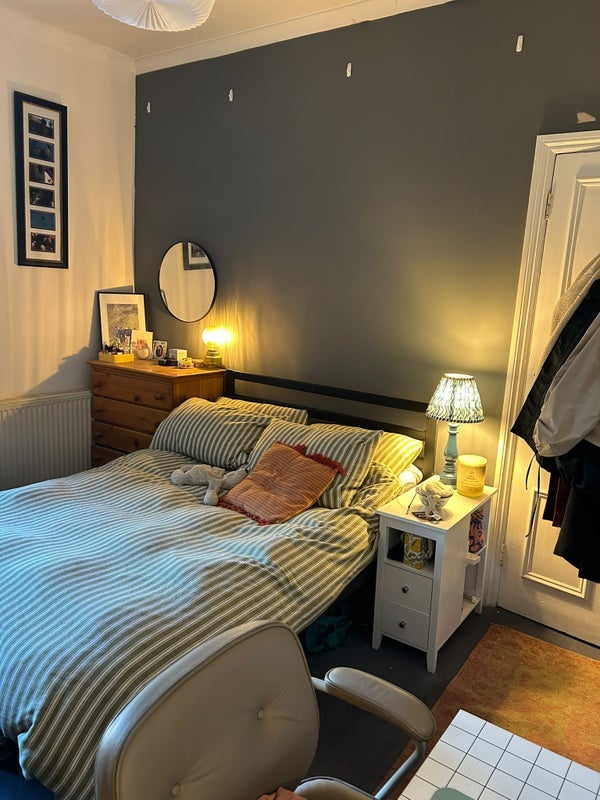 Room Gateley Road in Greater London
