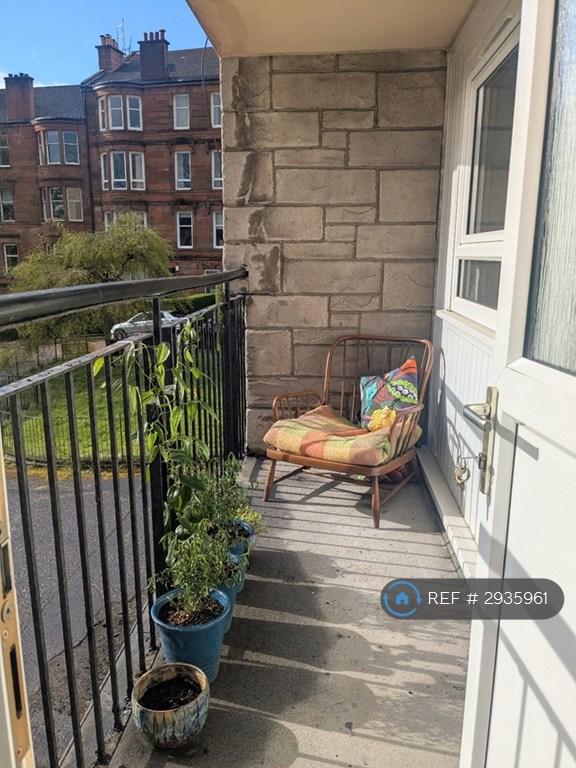 Flat Oban Court in Glasgow