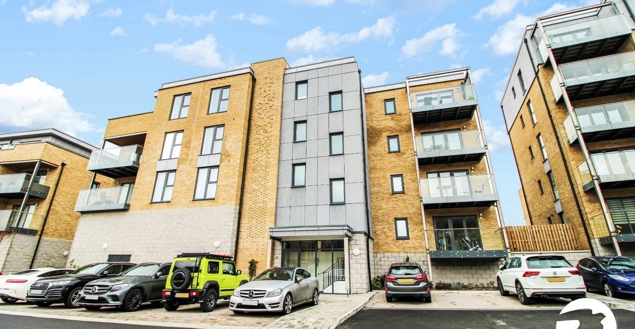 Flat Heron Court in Ebbsfleet Garden City