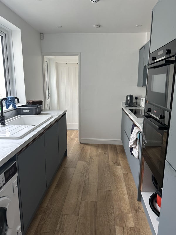 Room Letty Street in Cardiff