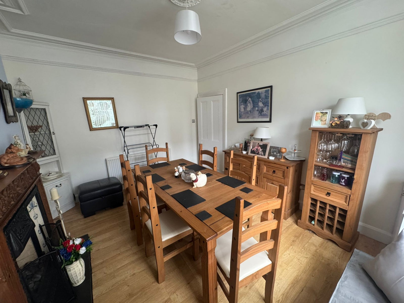 Room Gleaves Road in Salford