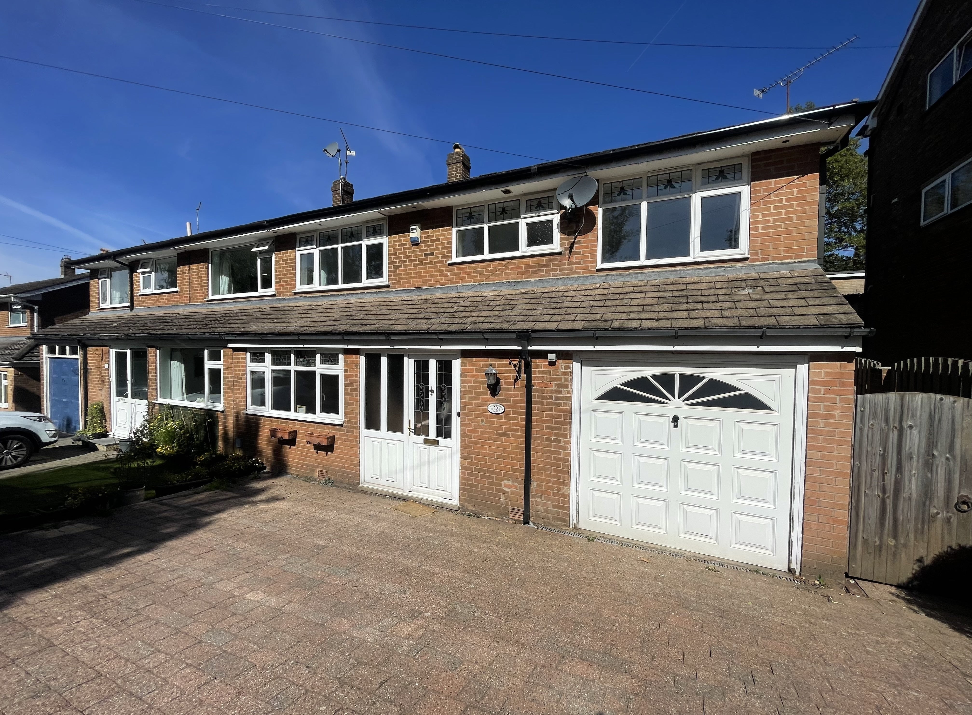 House Hallamshire Drive in Sheffield