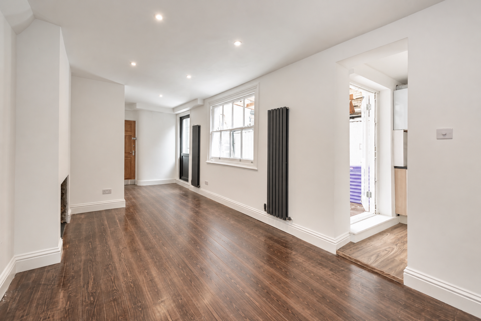 Flat Kensal Road in Greater London