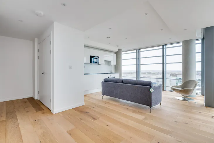 Flat Wood Lane in Greater London