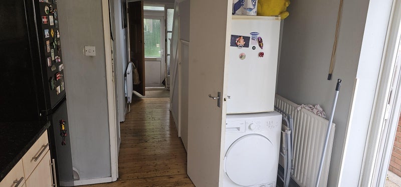 Room Templemead Close in Greater London