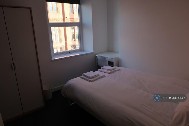 Room Mill Street in Liverpool