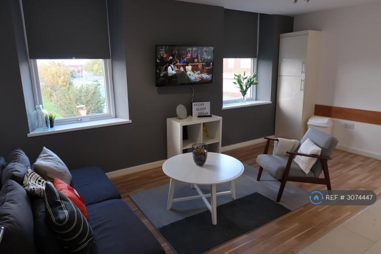 Room Mill Street in Liverpool