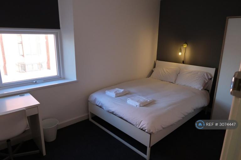 Room Mill Street in Liverpool