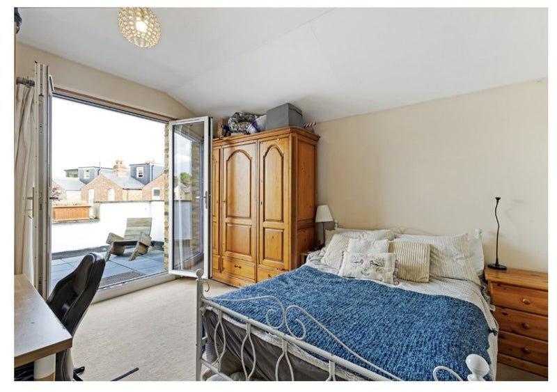 Room St. Kilda Road in Greater London
