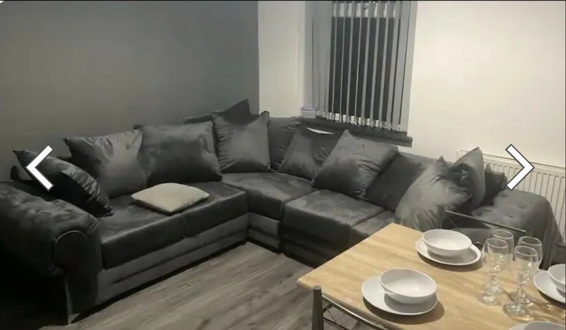 Room Woodcroft Road in Liverpool