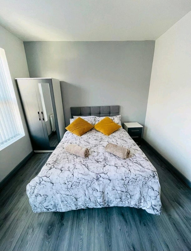 Room Woodcroft Road in Liverpool