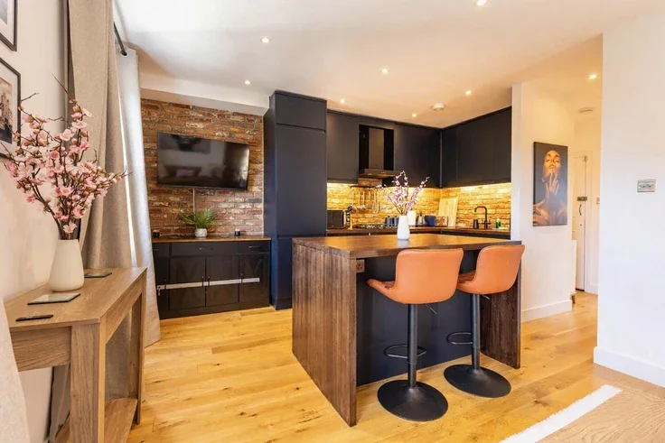 Flat Arragon Road in Greater London