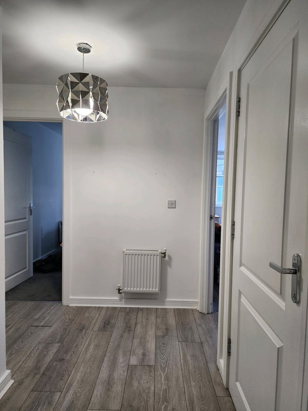 Room Wick Lane in Greater London