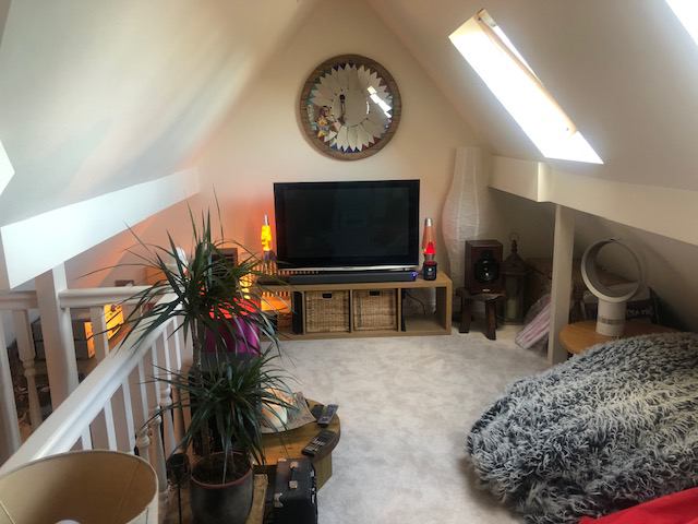 Room Erconwald Street in Greater London