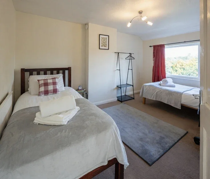 House Greenlands Way in Bristol