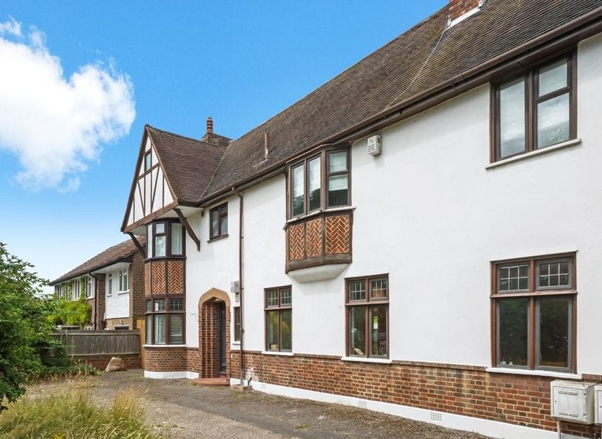 Flat Ryecroft Road in Greater London