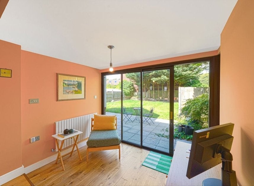 Flat Ryecroft Road in Greater London