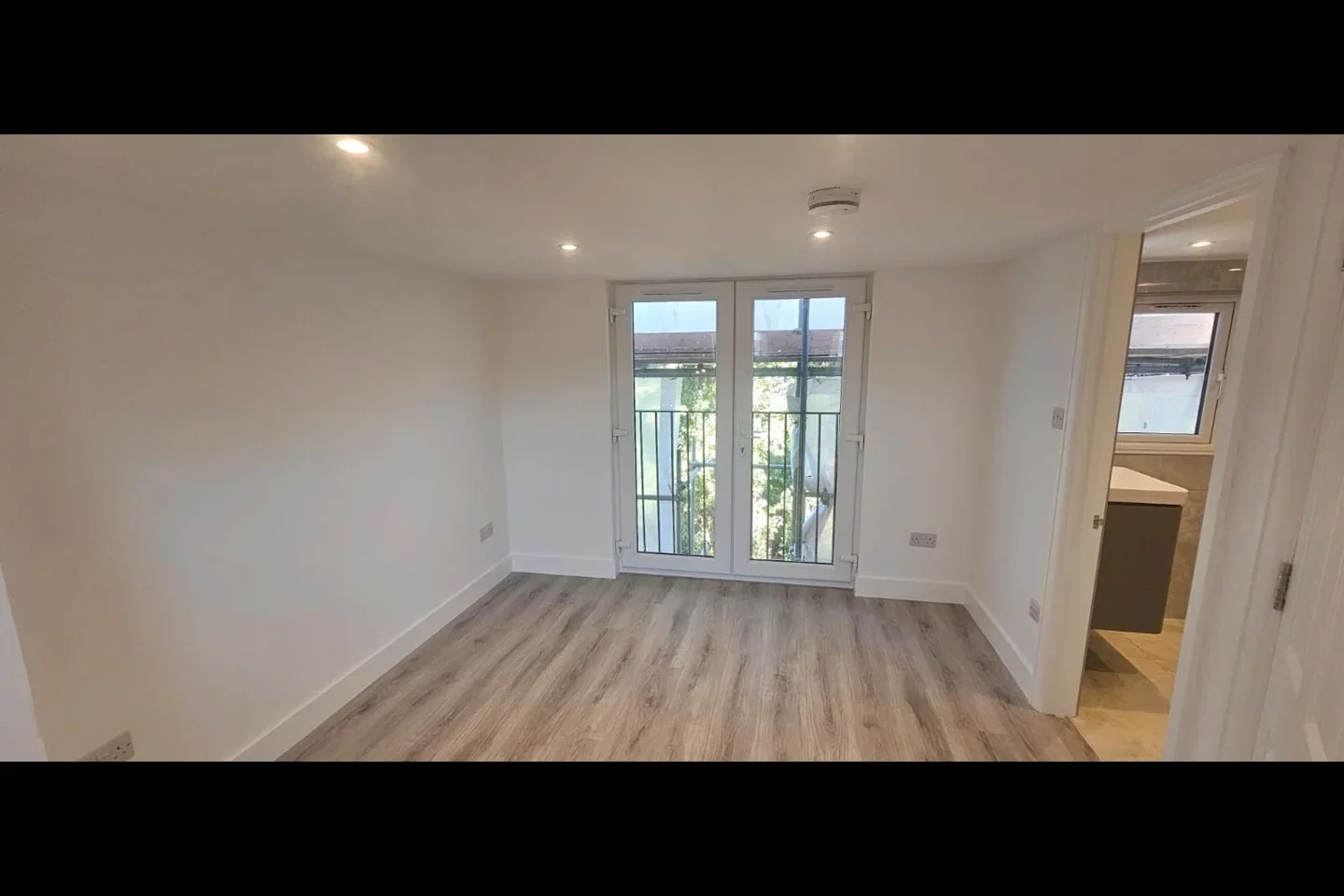 House Seely Road in Greater London