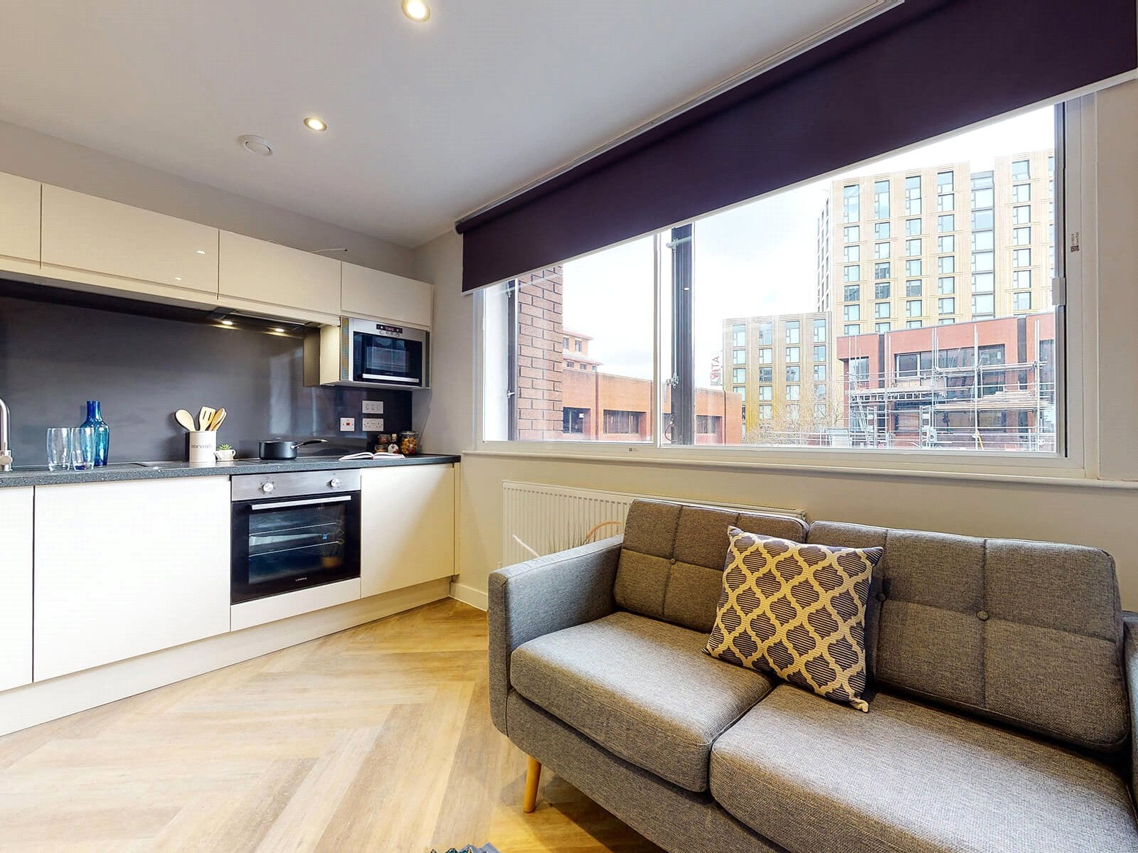 Flat Wade Lane in Leeds