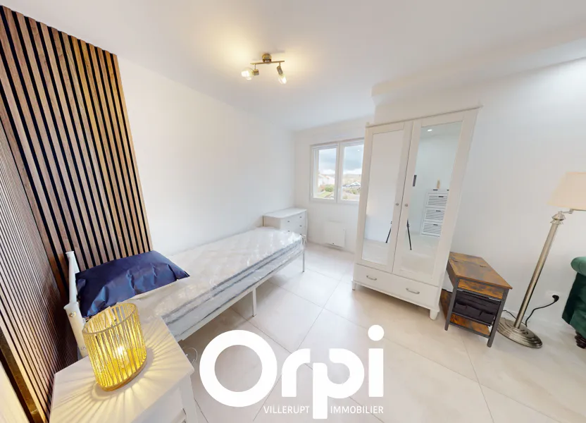 Appartement Rue Paul Langevin à Thil