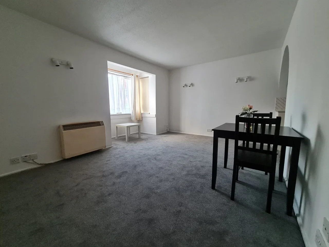Flat Pikestone Close in Greater London