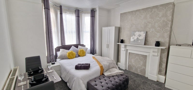 Room Brook Road in Greater London