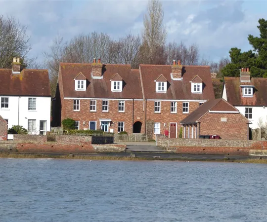 House Shore Road in Chichester