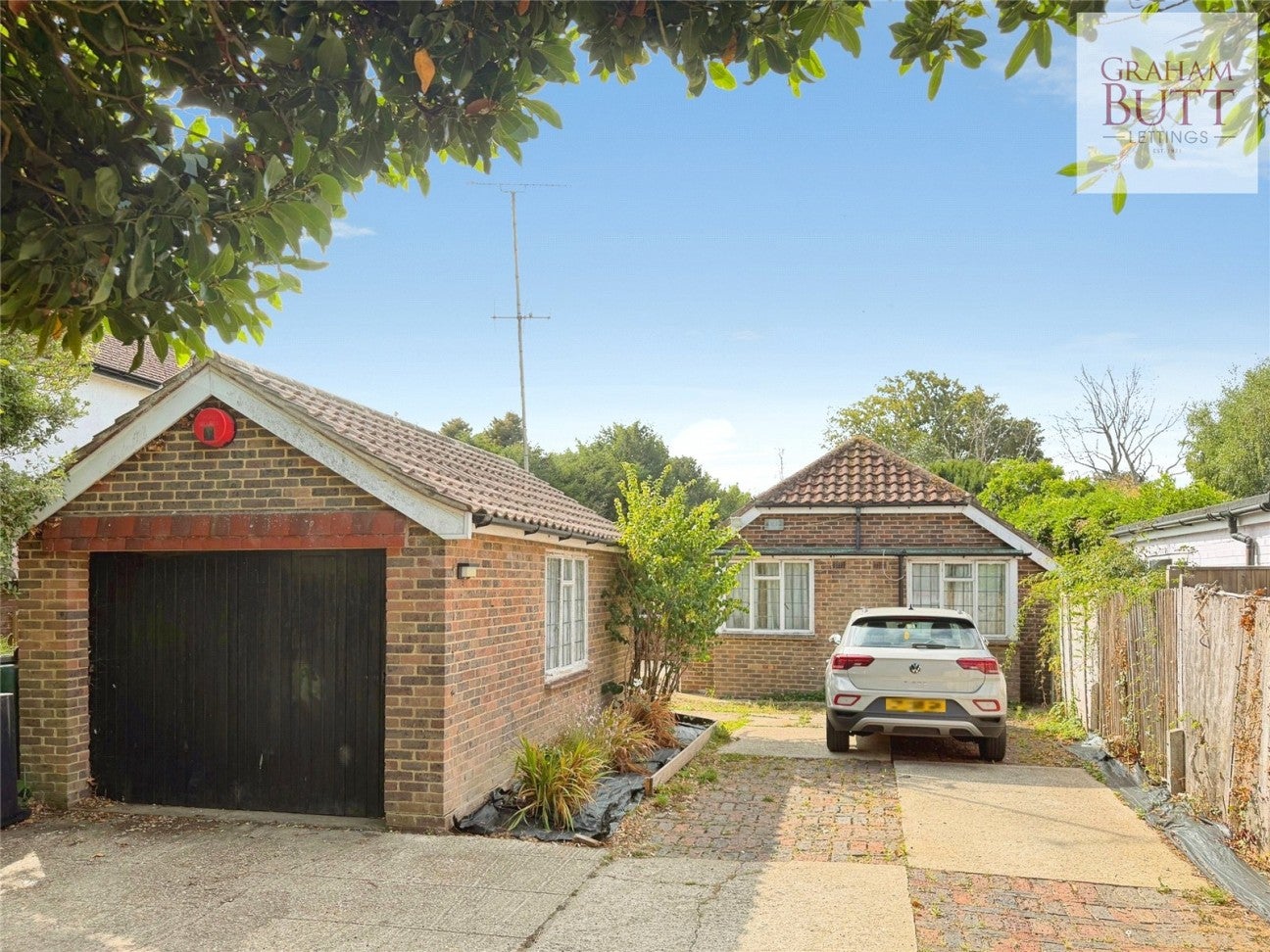 House Vicarage Lane in Arun