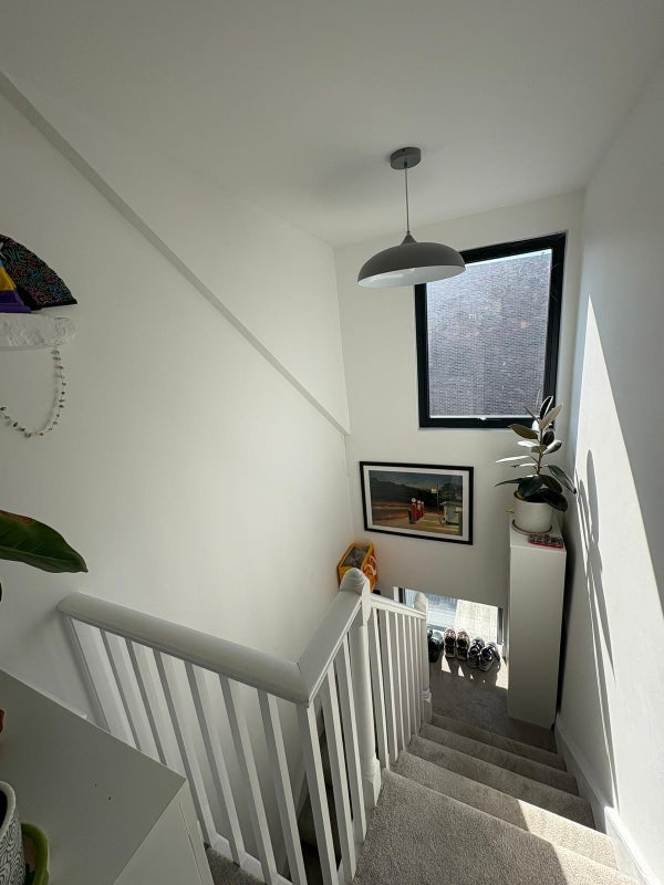 Room Larcom Street in Greater London
